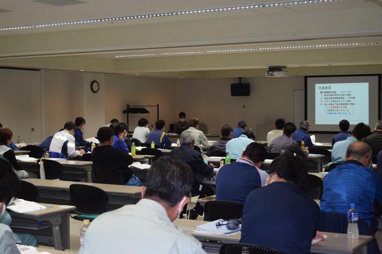 改正浄化槽法に対応した浄化槽管理士研修制度 福島県環境整備協同組合連合会〈福島県環整連〉 改正浄化槽法に対応した浄化槽管理士研修制度 福島県環境整備協同組合連合会〈福島県環整連〉